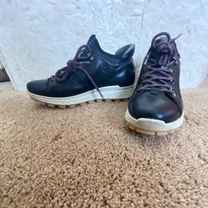 ECCO EXOSTRIKE women shoes